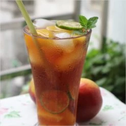 Camelia Twigs Snacks & Beverages Camellia Twigs Peach Green Tea (100 G Pouch)